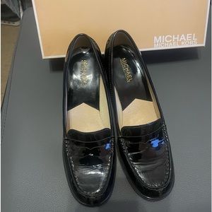 Michael Korea loafer heels